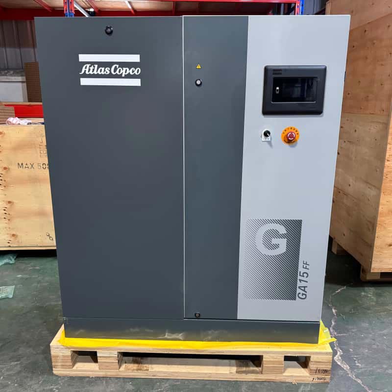 Atlas Copco GA15 FF 15kW маслен инжекционен ротационен винтов въздушен компресор, вграден изсушител 7,5 13 бара